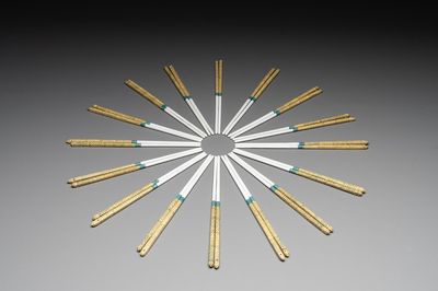 16 pairs of Chinese yellow- and turquoise-enamelled porcelain chopsticks, 20th C.