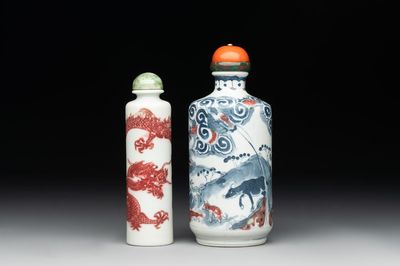 A Chinese blue, white and copper-red snuff bottle with the zodiac and a copper-red 'dragon' snuff bottle, 18/19th C.
