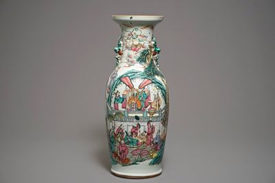 A Chinese famille rose vase with circular court scene design, 19th C.