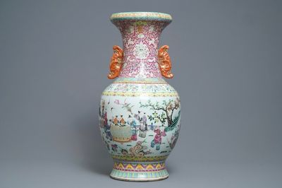 A large Chinese famille rose vase, 19th C.