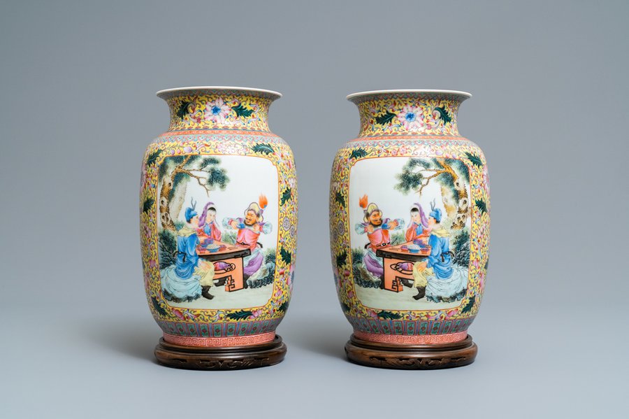 A pair of fine Chinese famille rose vases, Qianlong mark, Republic