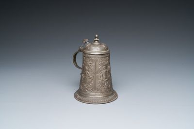 A pewter 'Three continents' mug and cover, monogram CE for Caspar Enderlein (1560–1633), Nuremberg, 16/17th C.