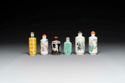 Six Chinese famille verte and rose snuff bottles, shou mark, 19/20th C.