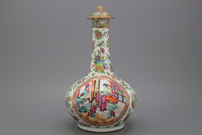 Tr&egrave;s fine vase couvert de forme bouteille, Chine porcelaine de Canton, 19e