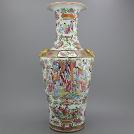 An unusual Chinese famille rose porcelain Canton vase, 19th C.