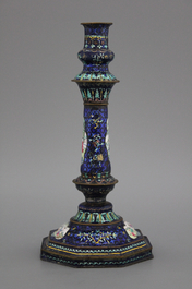 Kandelaar in Chinees emaille, Canton, 18/19e