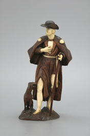 Saint-Roch sculpt&eacute; en bois et ivoire, dans le style de Simon Troger, 18e