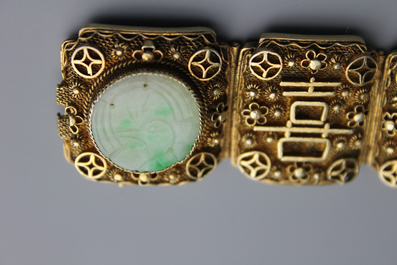 A Chinese gilt silver and jadeite bracelet, early 20th C.