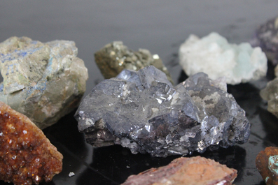 A big lot of various minerals and semi-precious stones
