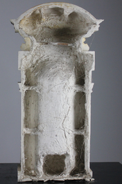 A plaster cast of the Michelangelo Madonna, workshop De Wispelaere, Bruges, 1st half 20th C.