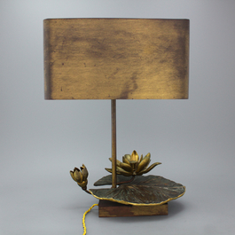 Een &quot;Waterlelie&quot; lamp in brons, Maison Charles Parijs, ca. 1970