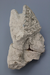 T&ecirc;te d'un saint, pierre calcaire, 16e