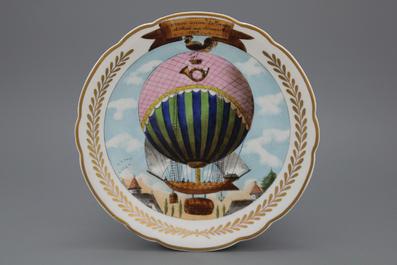 Groep van 5 borden met hete luchtballon, S&egrave;vres porselein, 19e eeuw