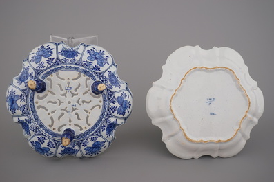 Passoire &agrave; fraises en fa&iuml;ence de Delft, bleu et blanc, 18e