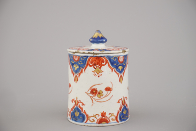 Kleine cilindervormige Delfts dor&eacute; doos met deksel, 18e eeuw
