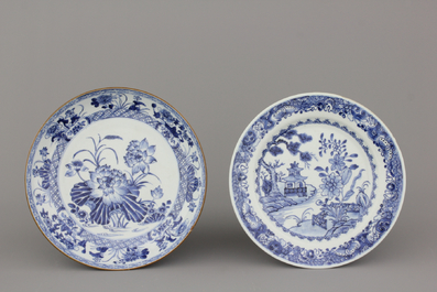 Groupe de 8 assiettes en porcelaine de Chine, bleu et blanc, 18e