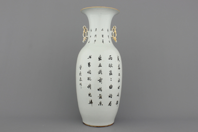 A large Chinese porcelain famille rose vase with a lady, 19/20th C.