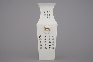 Vase carr&eacute; en porcelaine de Chine avec Guanyin, 19e