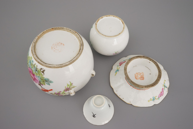 A group of Chinese porcelain famille rose bowls and cups, 19/20th C.