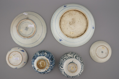 A set of Chinese porcelain blue and white wares, Ming dynasty