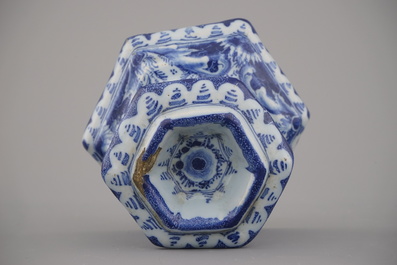 A N&uuml;rnberg blue and white Delftware salt cellar, 18th C.