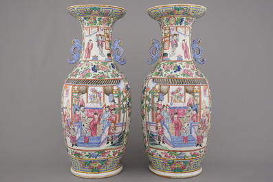 Paire de grands vases chinois, famille rose, 19e