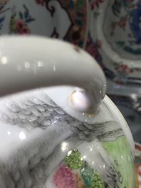 Zeer fijne theepot met deksel in Chinees exportporselein, Qianlong, 18e eeuw