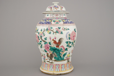 A Chinese porcelain polychrome jar and cover with a cockerel, 19th C.