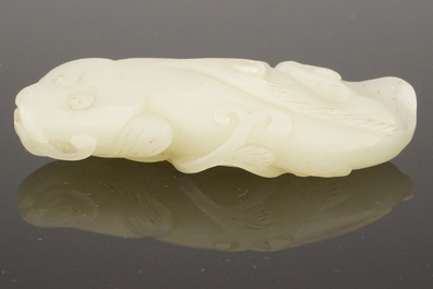 Chinese figuur van een vis in celadon jade, Qing-dynastie