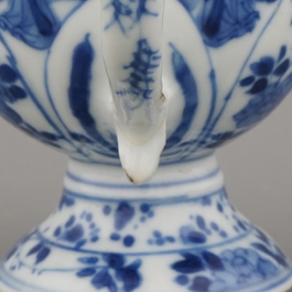 A Chinese porcelain blue and white mustard pot, Kangxi, ca. 1700