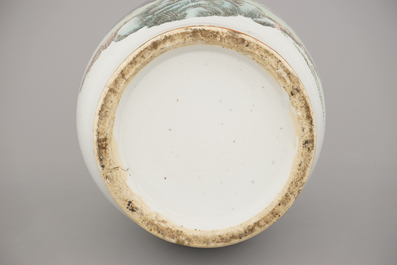 A Chinese porcelain vase with a landscape decor, 19/20th C.