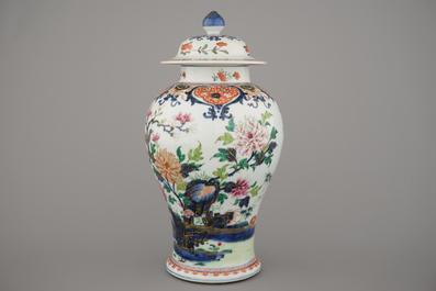 A Chinese porcelain imari palette floral vase and cover, Qianlong, 18th C.