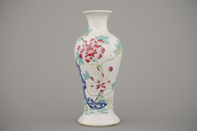 A Chinese porcelain famille rose vase, Yongzheng, ca. 1720
