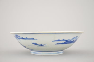 Blauw en wit bord in Chinees porselein, gemerkt Kangxi en uit die periode, ca 1700