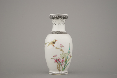 Collection de 7 vases en porcelaine de Chine, 20e