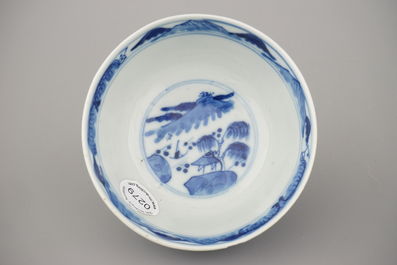 Two Chinese porcelain blue and white plates and three bowls, Kangxi and late Qing dynasty