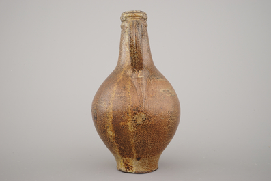 Pichet bellarmine en gr&egrave;s allemand, 17e