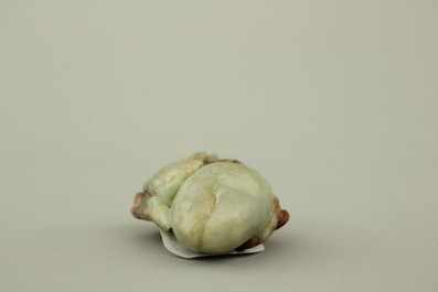 Sculpture de plantes en jade tachet&eacute;, 19e-20e