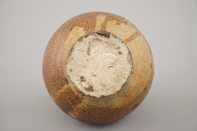 Pichet bellarmine en gr&egrave;s allemand, 17e