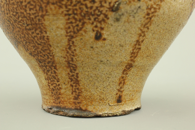 Pichet bellarmine en gr&egrave;s allemand, 17e