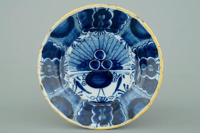 Two pairs of Dutch Delft blue and white peacock tail's plates, 18th C.