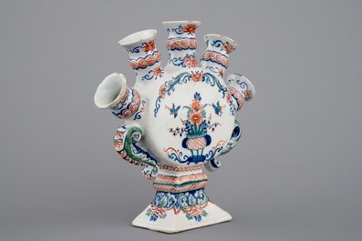 A Dutch Delft tulip vase in cashemire palette, ca. 1700