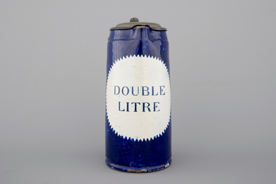 Un grand pichet double litre mont&eacute; d'&eacute;tain en fa&iuml;ence de Bruxelles, ca. 1800