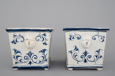 A fine pair of Brussels faience blue and white square flower pots, 18th C.
