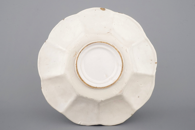 A white Delft lobed dish, 17th C.