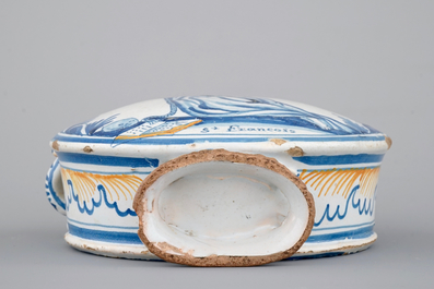 Een pelgrimsfles met decor van Sint-Franciscus, Nevers, 18e eeuw