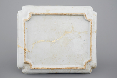 A black Delftware chinoiserie rectangular tray, 19th C.