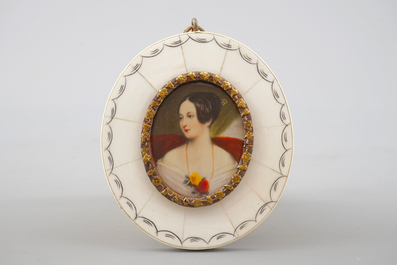 A collection of 10 painted portraits, miniatures on ivory, 19/20th C.