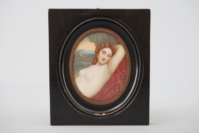 A collection of 10 painted portraits, miniatures on ivory, 19/20th C.
