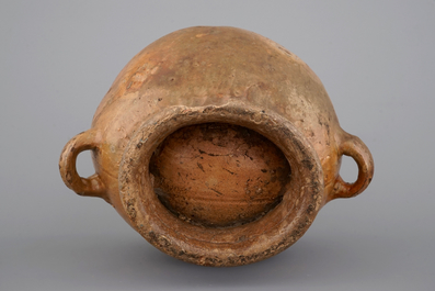 A lot of 3 saltglazed stoneware jugs incl. a Raeren pilgrim's flask or gourd, 17th and 19th C.
